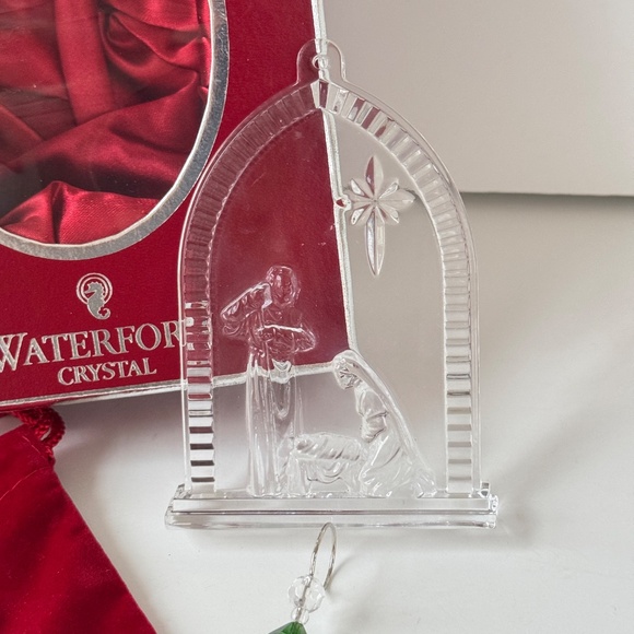 Waterford Crystal 2008 Christmas Ornament w/ Enhancer & Box Nativity Holy Family - Picture 2 of 3